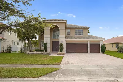 850 NW 168th Ave, Pembroke Pines, FL 33028 - Photo 1