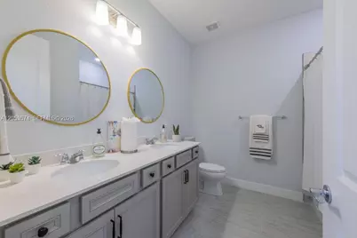 10305 SW Captiva Dr, Port Saint Lucie, FL 34987 - Photo 28
