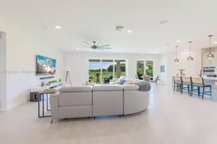 10305 SW Captiva Dr, Port Saint Lucie, FL 34987 - Photo 22