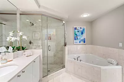 901 Brickell Key Blvd #2804, Miami, FL 33131 - Photo 24