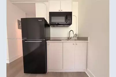 143 SW 9th St #203, Miami, FL 33130 - Photo 6