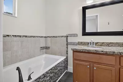 14633 SW 13th St, Pembroke Pines, FL 33027 - Photo 16