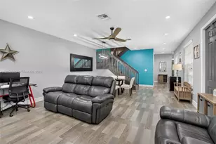 14633 SW 13th St, Pembroke Pines, FL 33027 - Photo 4