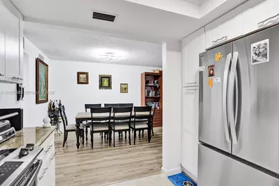 208 Greenbrier C #208, West Palm Beach, FL 33417 - Photo 18