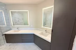 851 NE 1st Ave, Miami, FL 33132 - Photo 20
