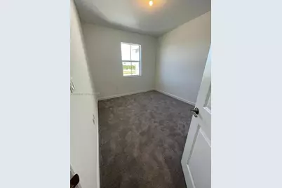 2634 SE 11th Ct #2634, Homestead, FL 33035 - Photo 12