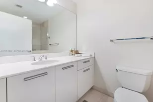 1060 Brickell Ave, Miami, FL 33131 - Photo 18