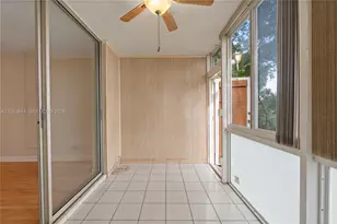 5950 Del Lago Cir, Sunrise, FL 33313 - Photo 4