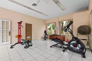 5950 Del Lago Cir, Sunrise, FL 33313 - Photo 20