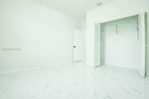 2524 Lakeview Dr, Lehigh Acres, FL 33936 - Photo 14