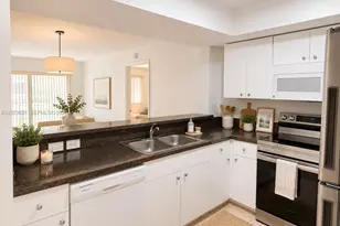 440 S Park, Hollywood, FL 33021 - Photo 4