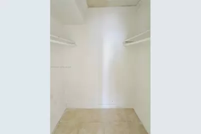 2075 NE 164th St #204, North Miami Beach, FL 33162 - Photo 8