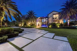 3714 Pine Lake Dr, Weston, FL 33332 - Photo 2