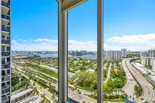 19111 Collins Ave, Sunny Isles Beach, FL 33160 - Photo 32