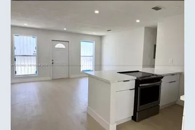 4810 NW 11th Pl, Lauderhill, FL 33313 - Photo 6