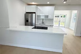 4810 NW 11th Pl, Lauderhill, FL 33313 - Photo 4