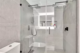 1627 Brickell Ave, Miami, FL 33129 - Photo 20
