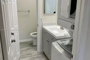 2061 NW 81st Ave, Pembroke Pines, FL 33024 - Photo 8