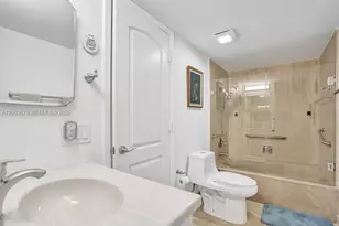 1201 S Ocean Dr, Hollywood, FL 33019 - Photo 36