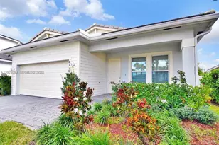 4110 Bonita Way, Deerfield Beach, FL 33064 - Photo 2