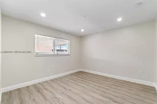 330 W 74th Pl, Hialeah, FL 33014 - Photo 16