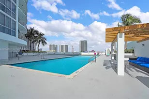 1750 N Bayshore Dr, Miami, FL 33132 - Photo 28