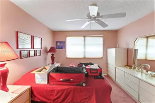 10830 W Clairmont Cir, Tamarac, FL 33321 - Photo 24