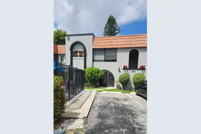 3811 NW 84th Ave #2B, Sunrise, FL 33351 - Photo 2