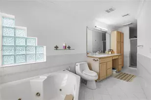 2424 NE 18th Ave, Wilton Manors, FL 33305 - Photo 26