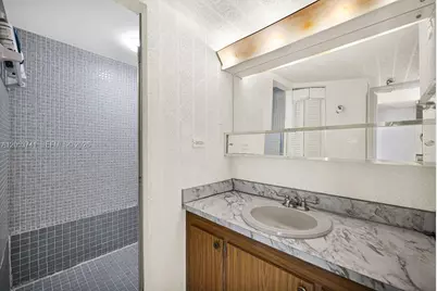7135 Collins Ave #435, Miami Beach, FL 33141 - Photo 34