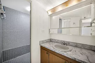 7135 Collins Ave, Miami Beach, FL 33141 - Photo 34