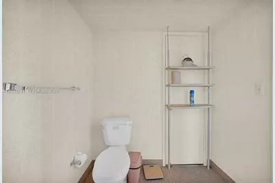 7135 Collins Ave #435, Miami Beach, FL 33141 - Photo 32