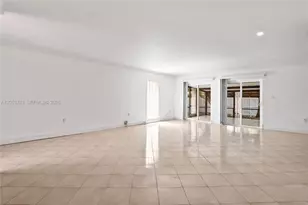 12262 SW 10th St, Miami, FL 33184 - Photo 4