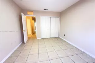 646 SW 7th Terra, Florida City, FL 33034 - Photo 8