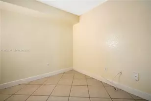 15545 N Miami Lakeway N, Miami Lakes, FL 33014 - Photo 18