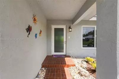 8445 SW 181st Ter, Palmetto Bay, FL 33157 - Photo 8