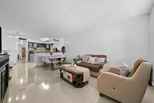 4011 N Meridian Ave, Miami Beach, FL 33140 - Photo 2