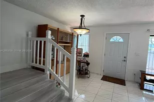 3832 SW 107th Ave, Miami, FL 33165 - Photo 6