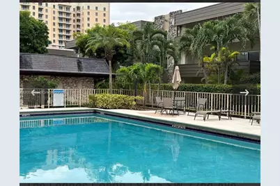 8325 SW 72nd Ave #102C, Miami, FL 33143 - Photo 2