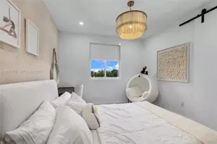 7541 NW 100th Ave, Doral, FL 33178 - Photo 8