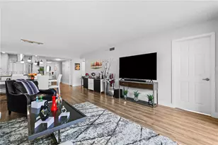 2661 S Course Dr, Pompano Beach, FL 33069 - Photo 14