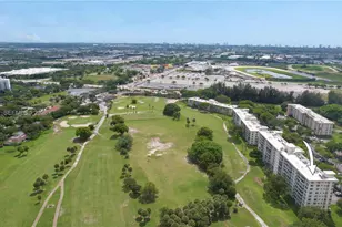 2661 S Course Dr, Pompano Beach, FL 33069 - Photo 34