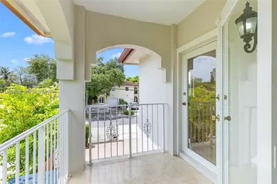 4023 SW 10th St, Miami, FL 33134 - Photo 20