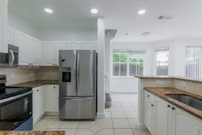 3126 NW 101st Ct, Doral, FL 33172 - Photo 16