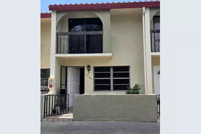 1705 W 58th St #B-27, Hialeah, FL 33012 - Photo 1