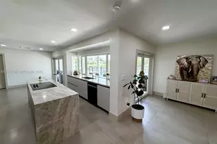 10950 SW 40 Ct, Davie, FL 33328 - Photo 20