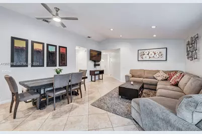 1377 Garden Rd #1377, Weston, FL 33326 - Photo 10