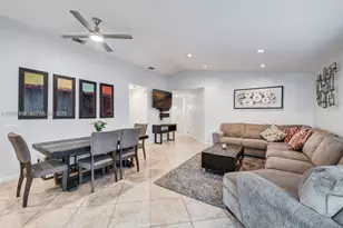1377 Garden Rd, Weston, FL 33326 - Photo 10