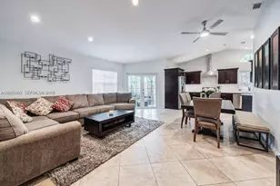 1377 Garden Rd, Weston, FL 33326 - Photo 4