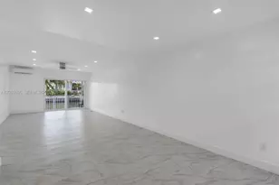2225 NE 123rd St, North Miami, FL 33181 - Photo 4
